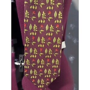 BROOKS BROTHERS Lush Red Floral Print 100% Silk Tie